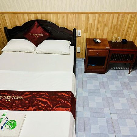 Tue Tinh Hotel Nha Trang Luaran gambar
