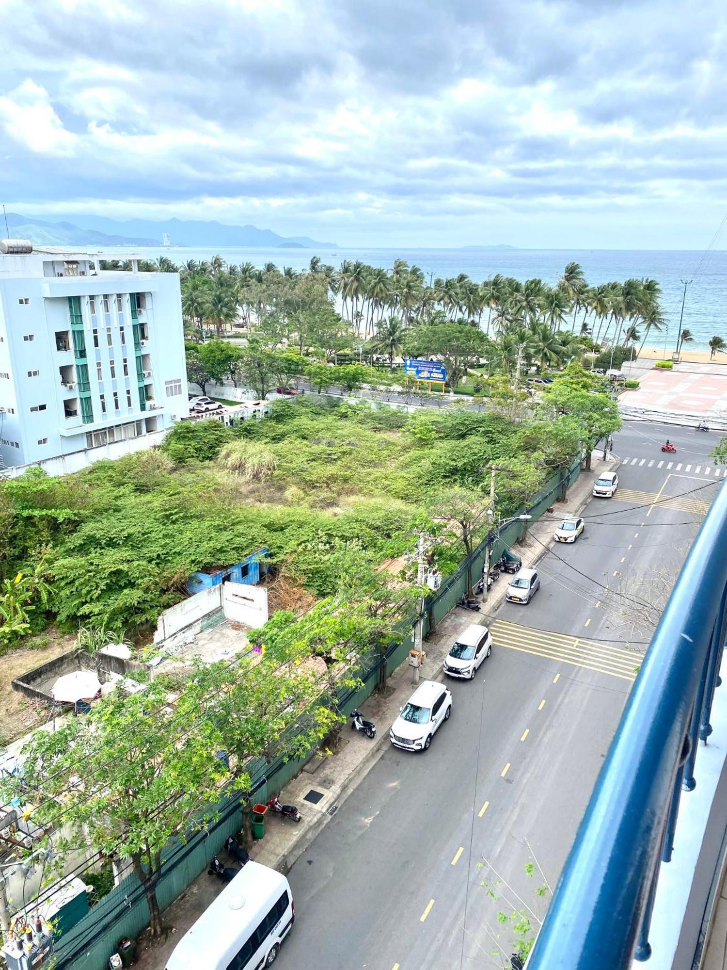 Tue Tinh Hotel Nha Trang Luaran gambar