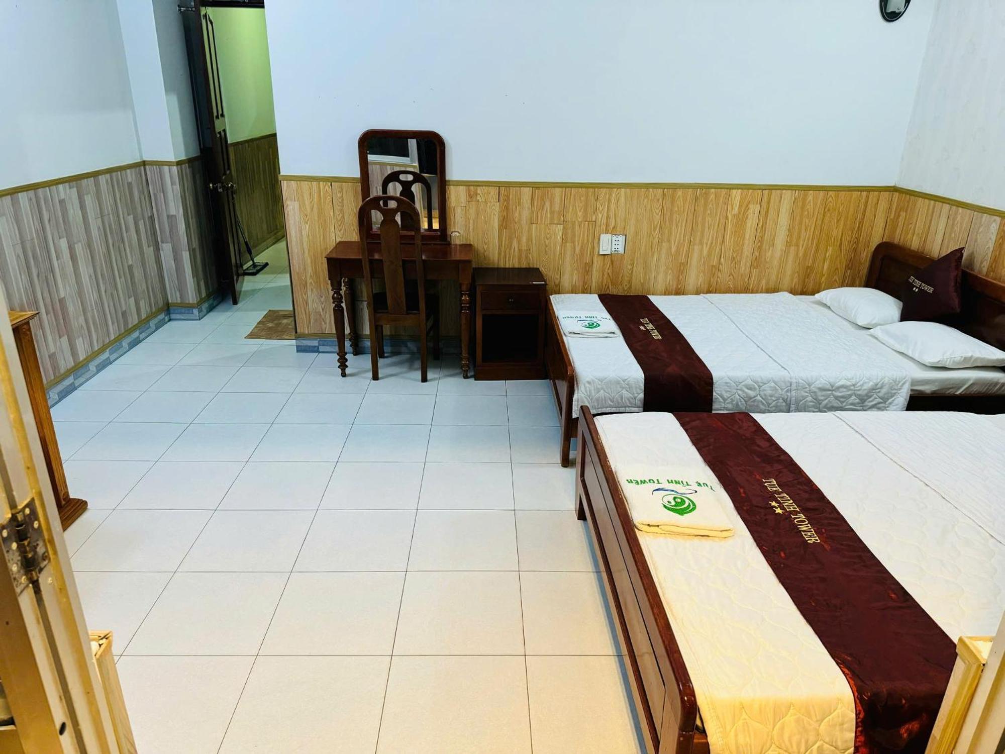 Tue Tinh Hotel Nha Trang Luaran gambar